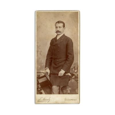 Tache Ionescu, fotografie de cabinet, atelier Franz Mandy, cca. 1891