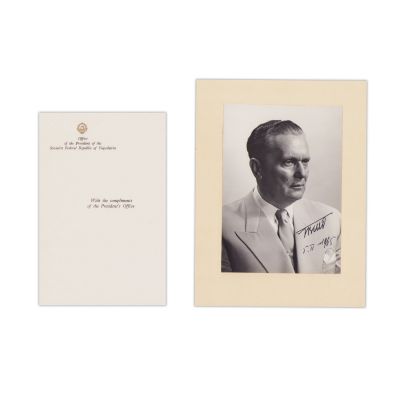 Iosip Broz Tito, fotografie de epocă, cu semnătură olografă + bilet, 1965