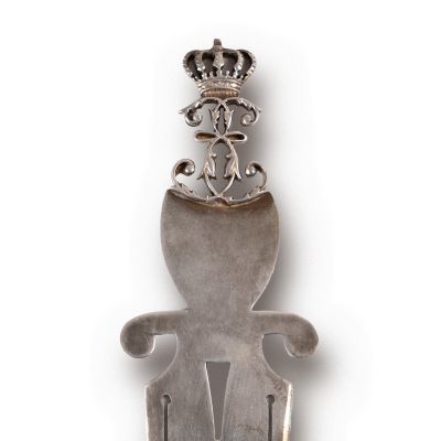 Coupe-papier din argint cu cifrul reginei Elisabeta a României, bijutier H. Weiss