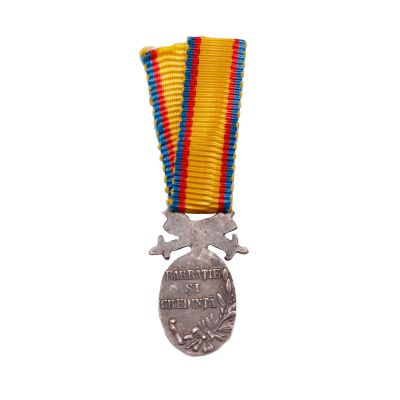 Miniatura medaliei „Bărbăție și Credință”, clasa a II-a cu spade, model 1916