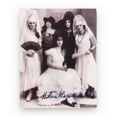 Principesa Ileana, reproducere fotografică semnată „Mother Alexandra”