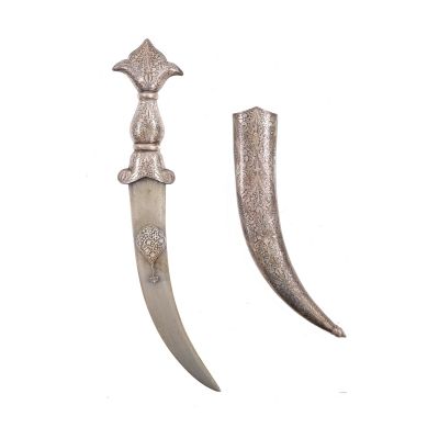 Pumnal indo-persan, cu lama din oțel damaschinat, cu teacă, jumătatea secolului XX