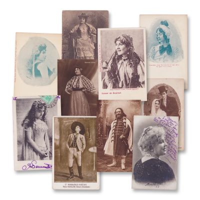 Actori și actrițe interpretând diverse roluri, 10 cărți poștale fotografice