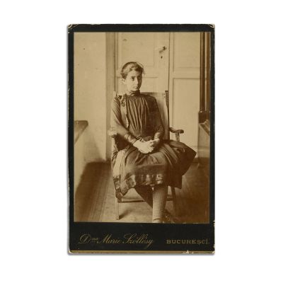 Maruka Cantacuzino, fotografie de cabinet, atelier Marie Szollosy