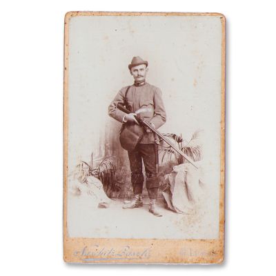 Vânător din Transilvania, fotografie de cabinet, sec. XIX