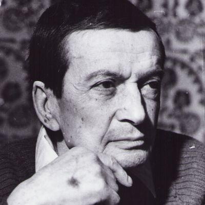 Geo Dumitrescu gânditor, fotografie realizată de Vasile Blendea, 1997