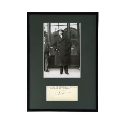 Nicolae Titulescu, fotografie și semnătură olografă