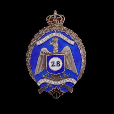 Insignă de 7 ani „Regimentul 28 Infanterie - Radu Negru”