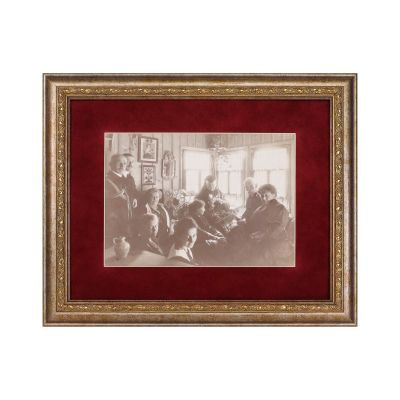 Regina Elisabeta în doliu, fotografie de grup, cca. 1915