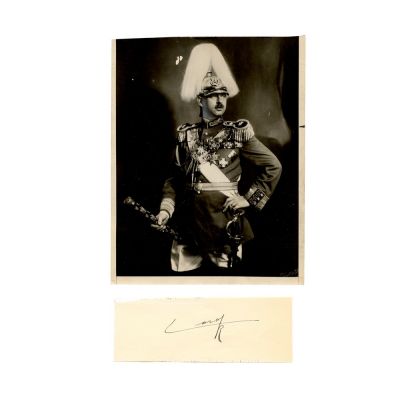 Regele Carol al II-lea în uniformă de mareșal, fotografie de presă + semnătură olografă
