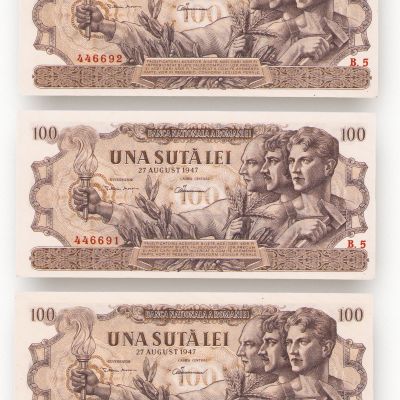 Patru bancnote în valoare de 100 lei din 1947, necirculate, serie consecutivă