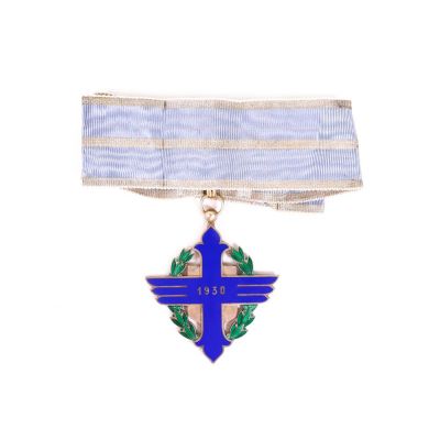 Ordinul „Virtutea aeronautică” în grad de comandor